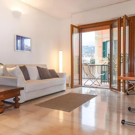 Apartment Mon